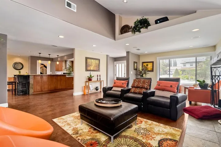 7065 El Fuerte Street, Carlsbad, California 92009