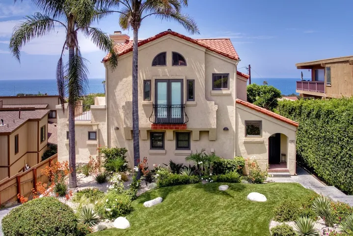 1780 Haydn, Cardiff By The Sea, California 92007