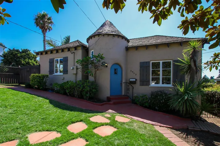 3953 Wildwood Rd., San Diego, California 92107