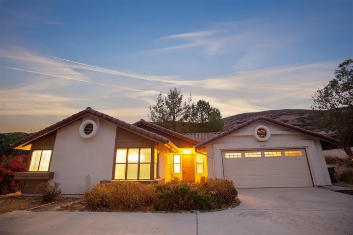 16256 Oak Springs Dr, Ramona, California 92065