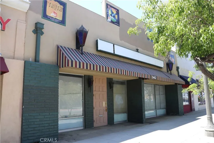 9462 Magnolia Avenue, Riverside, California 92503
