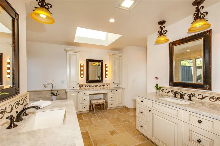 4972 San Elijo, Rancho Santa Fe, California 92067