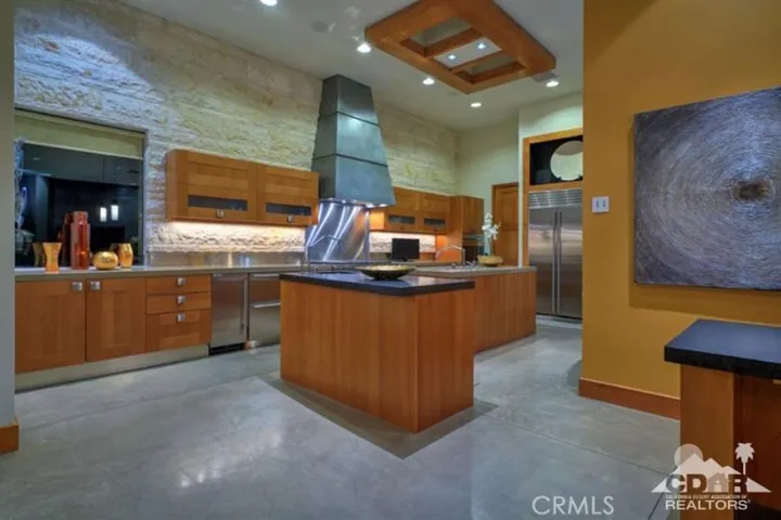10 Rockcrest Drive, Rancho Mirage, California 92270