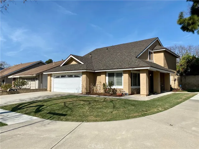 8143 E Woodsboro Avenue, Anaheim Hills, California 92807
