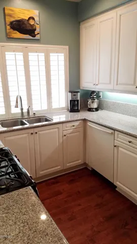 Kitchen 2