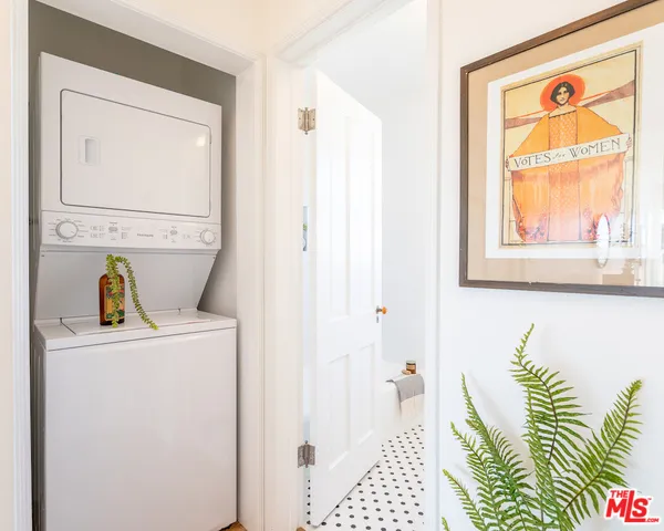 3036 S Virginia Road 3, Los Angeles, California 90016