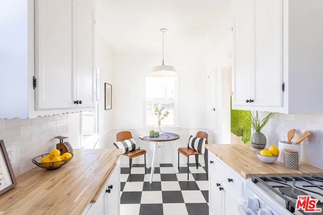 3036 S Virginia Road 3, Los Angeles, California 90016