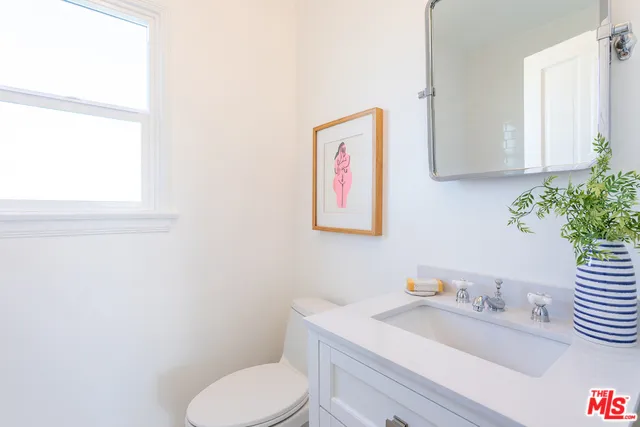 3036 S Virginia Road 3, Los Angeles, California 90016