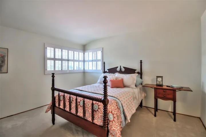 1327 Cottontail Ln, La Jolla, California 92037