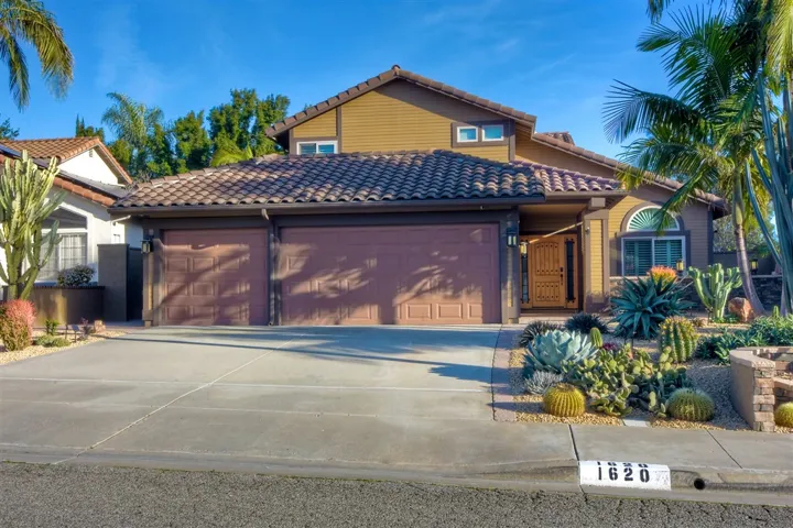 1620 Avenida Oceano