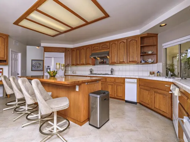 1718 Avenida De Nog, Fallbrook, California 92028