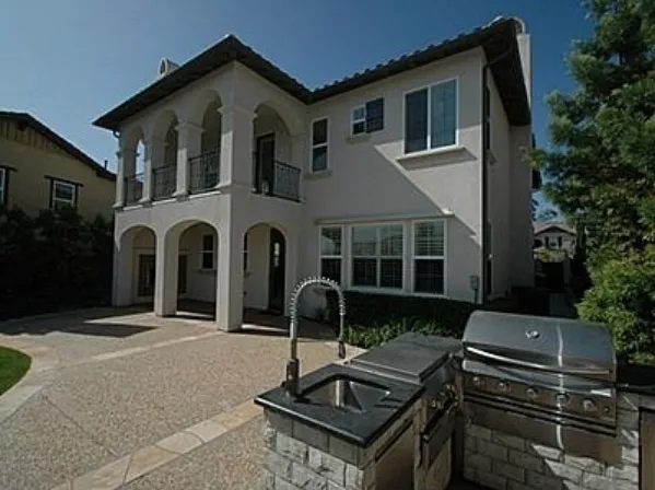 6706 Limonite Court, Carlsbad, California 92009