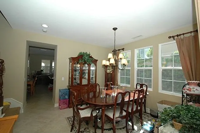6706 Limonite Court, Carlsbad, California 92009