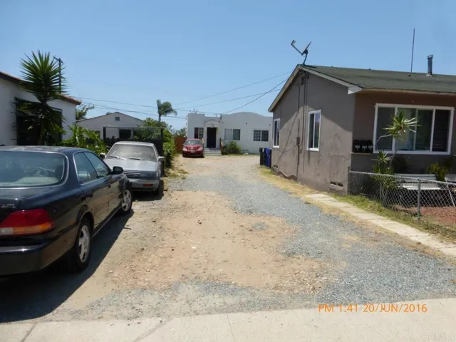 626 360 S 45th St., San Diego, California 92113