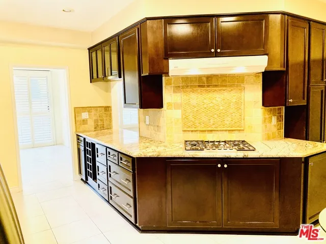 Gourmet Kitchen