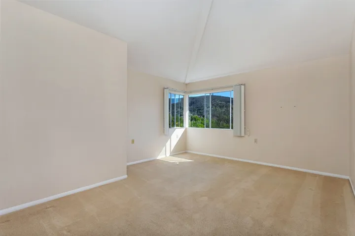 1664 Circa Del Lago E205, San Marcos, California 92078