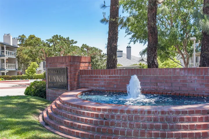1664 Circa Del Lago E205, San Marcos, California 92078