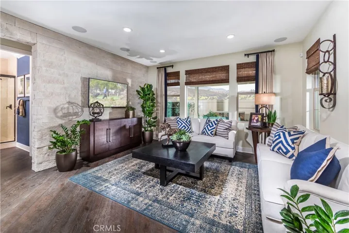 1877 Aliso Canyon Drive, Lake Forest, California 92610