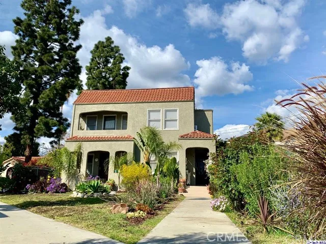 1174 1176 N Kenilworth Avenue, Glendale, California 91202
