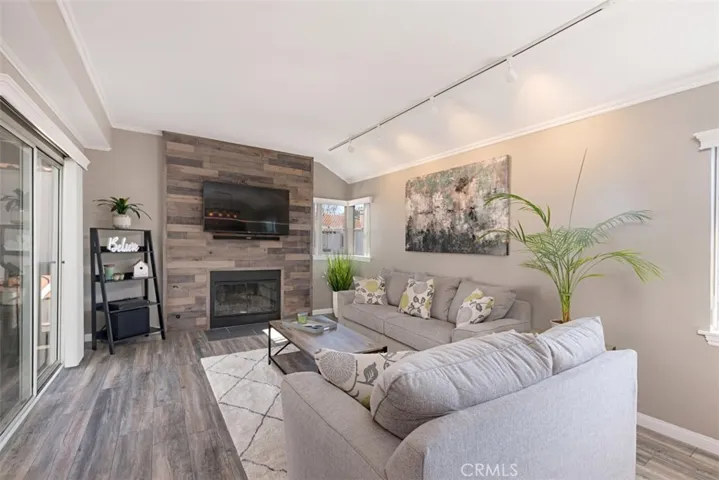 15 Via Garceta, Rancho Santa Margarita, California 92688