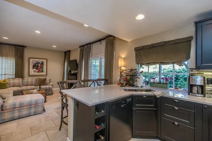 819 Riverrock Cir-28