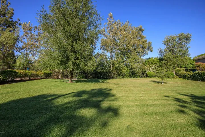 819 Riverrock Cir-47
