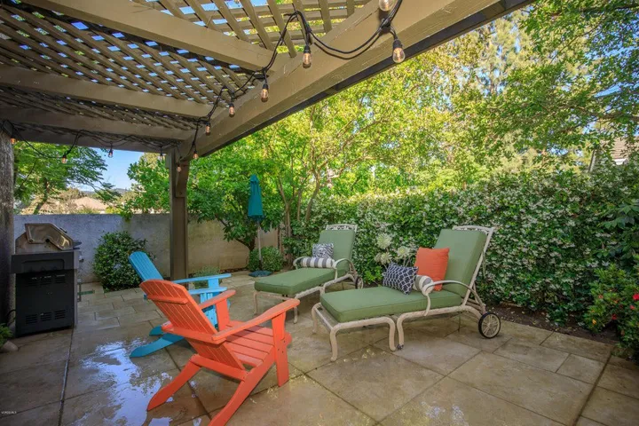 819 Riverrock Cir-42