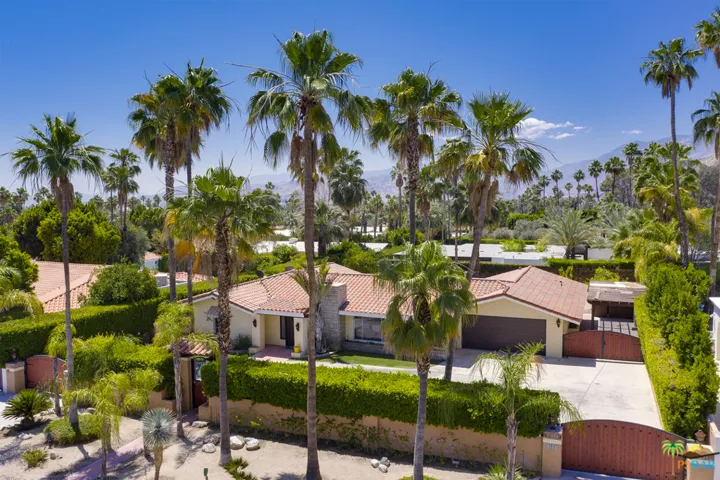 Desert and green scape in private settin