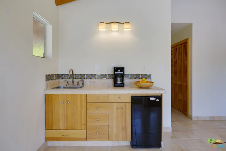 Kitchenette in Casita
