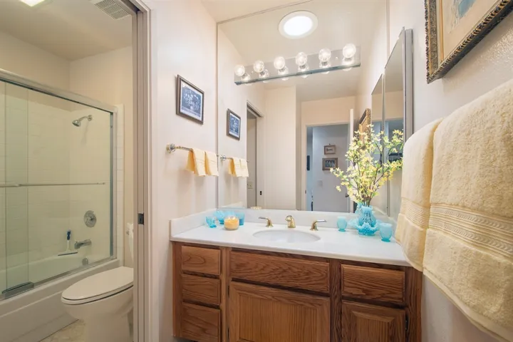 17920 Avenida Cordillera, San Diego, California 92128