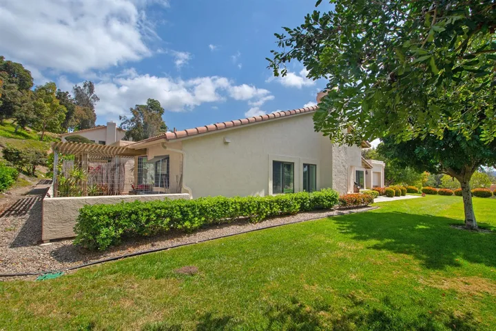 17920 Avenida Cordillera, San Diego, California 92128