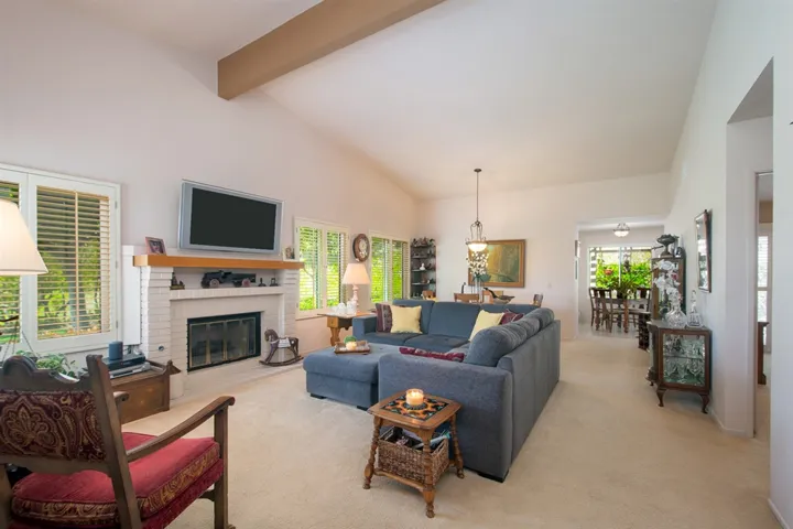 17920 Avenida Cordillera, San Diego, California 92128