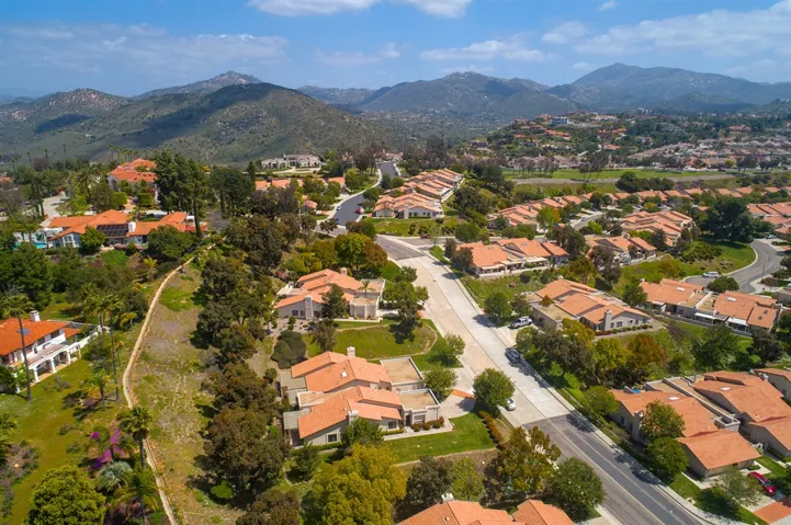 17920 Avenida Cordillera, San Diego, California 92128