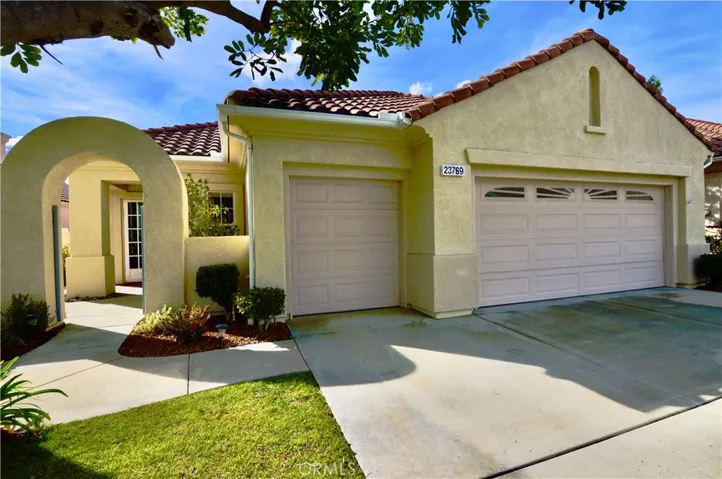 23769 Via Compadres, Murrieta, California 92562