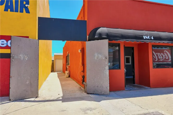 1804 S Pacific Avenue, San Pedro, California 90731