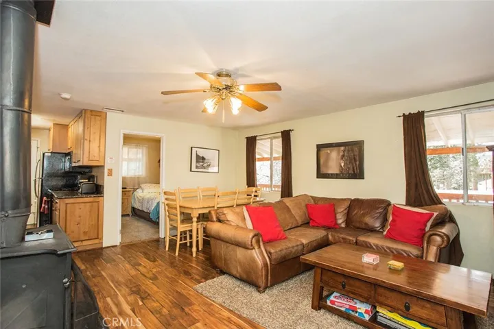 43114 Encino Road, Big Bear, California 92315