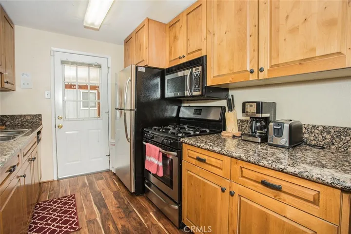 43114 Encino Road, Big Bear, California 92315