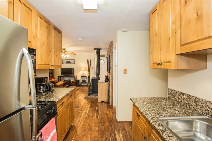 43114 Encino Road, Big Bear, California 92315