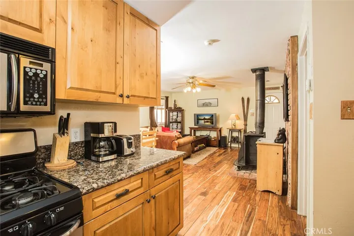 43114 Encino Road, Big Bear, California 92315