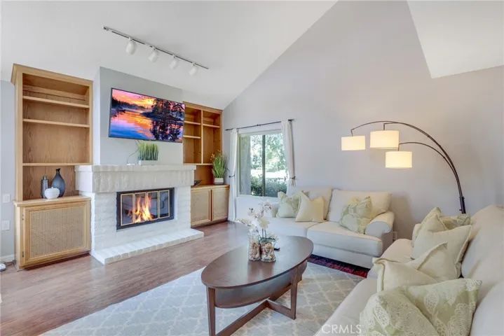 461 E Yale Loop 30, Irvine, California 92614