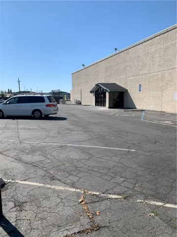 912 Main Street, Merced, California 95340