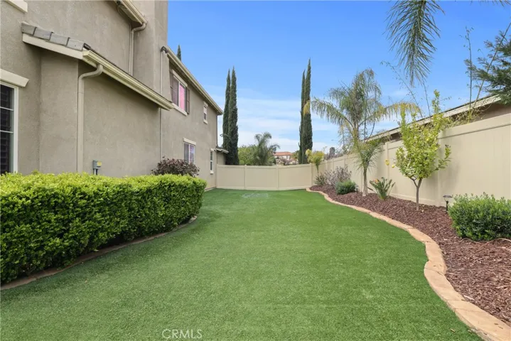 42300 Wyandotte Street, Temecula, California 92592
