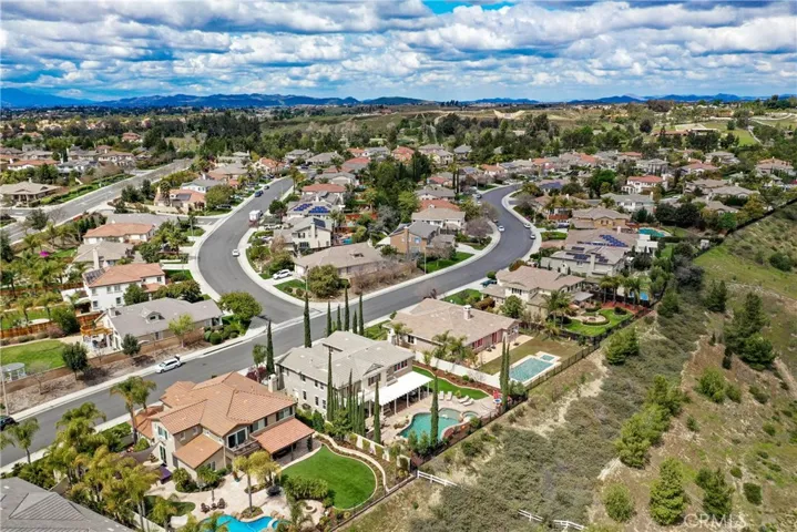42300 Wyandotte Street, Temecula, California 92592