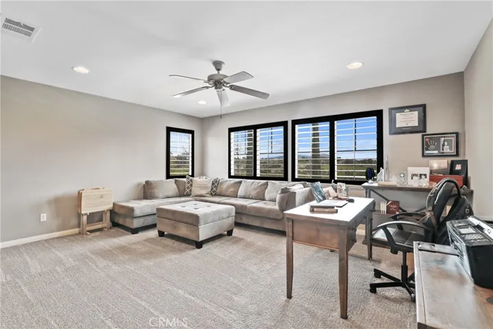 42300 Wyandotte Street, Temecula, California 92592