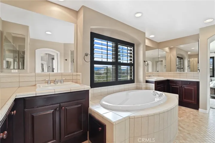42300 Wyandotte Street, Temecula, California 92592