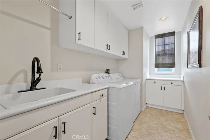42300 Wyandotte Street, Temecula, California 92592
