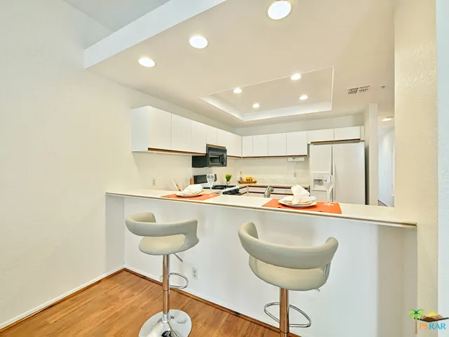Space for two to four bar stools at the