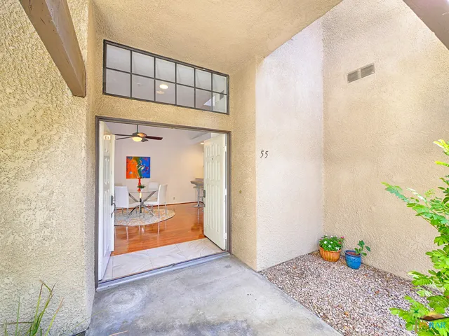 3 bedroom end unit exclusive double door