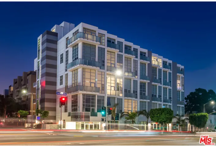 1616 N La Brea Avenue 303, Los Angeles, California 90028