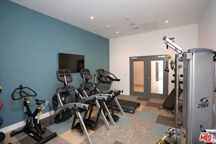 1616 N La Brea Avenue 306, Los Angeles, California 90028